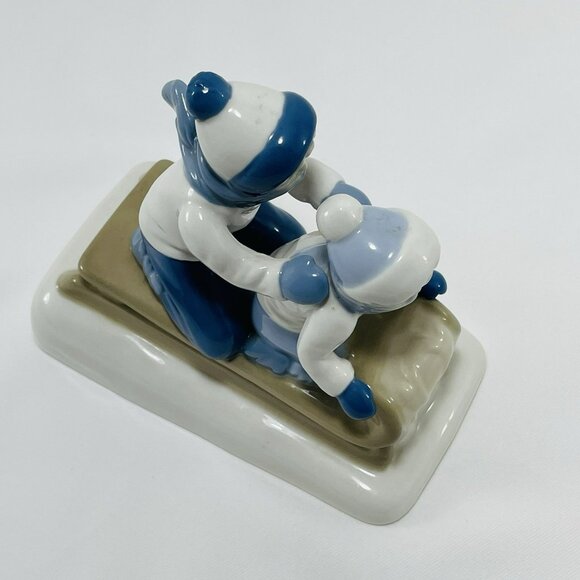Vintage Paul Sebastian Children Sleigh Figurine Sledding Childhood Snow Winter - Picture 6 of 12
